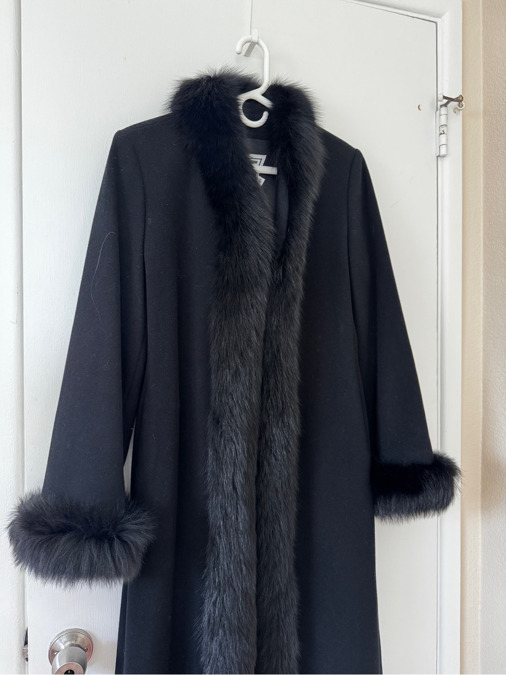 Vintage Marvin Richards Black Wool Cashmere Coat Genuine Fox Fur Trim